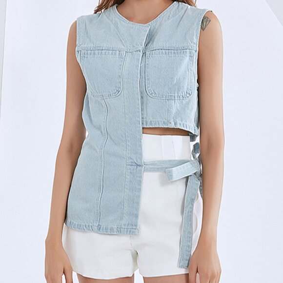 Cutout Sleeveless Denim Vest Jacket With Half Tie Belt - Picture 3 of 6
